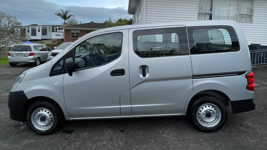 Nissan Rental Van hire Auckland – cargo van rental $99/day 